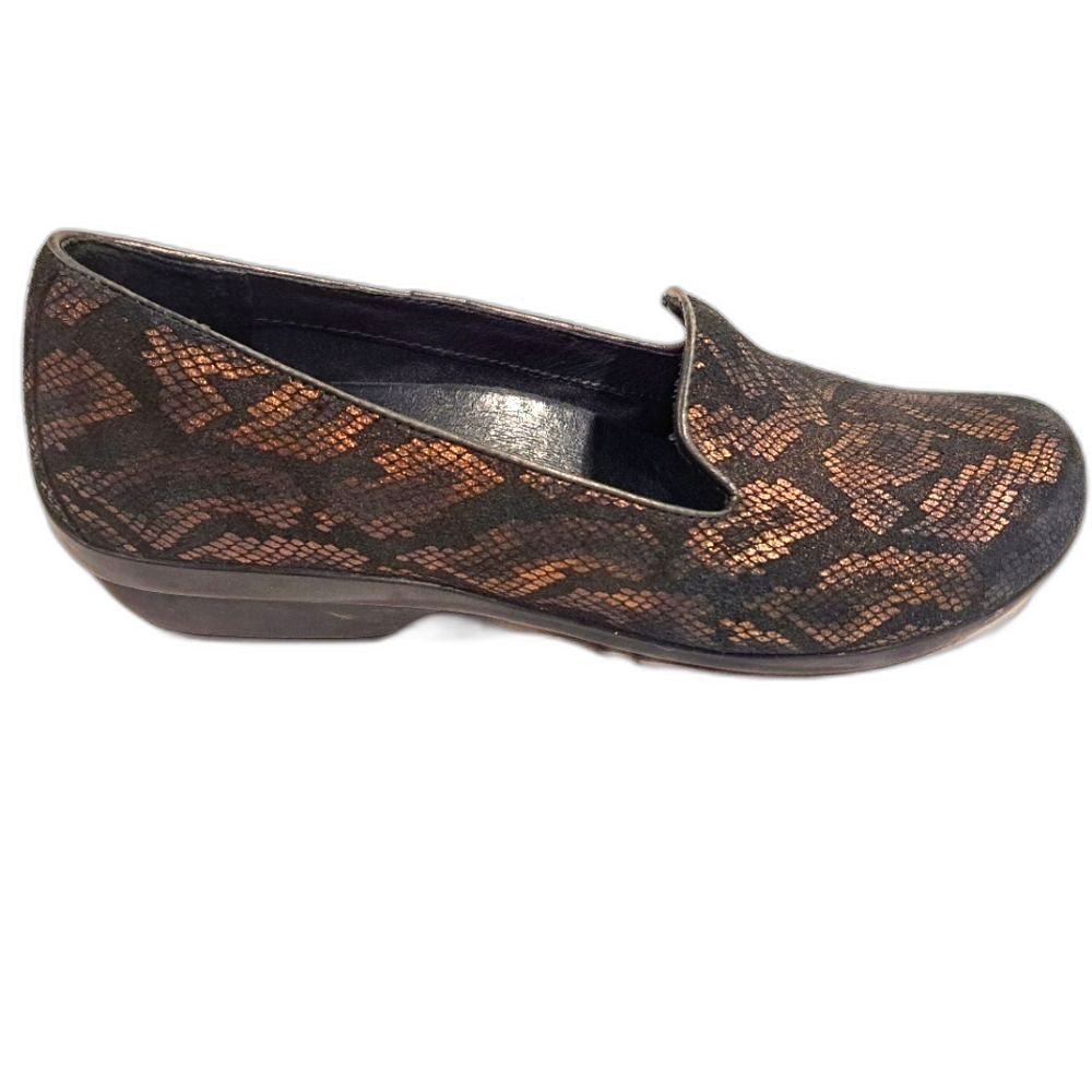 Dansko black leather slip-on loafers black lace design womens size EUR 38 US 7.5